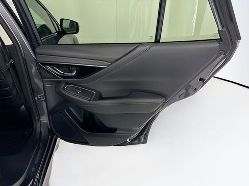 Used 2024 Subaru Outback Limited image 28