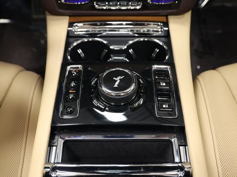 Used 2022 Rolls-Royce Ghost w/ Ghost Package AWD/4WD image 47