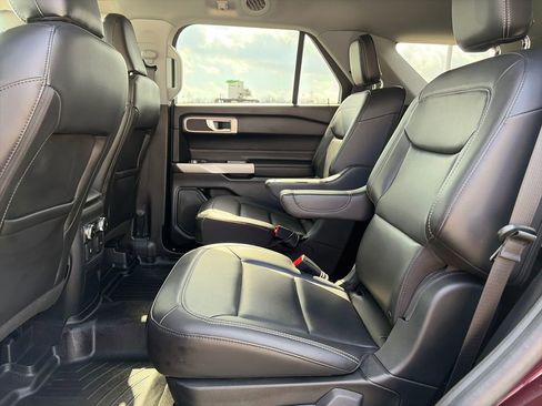 Used 2023 Ford Explorer XLT w/ Equipment Group 202A image 29