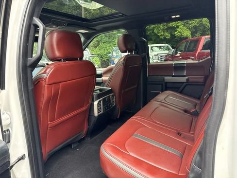 Used 2019 Ford F150 Platinum w/ Equipment Group 701A Luxury AWD/4WD image 15