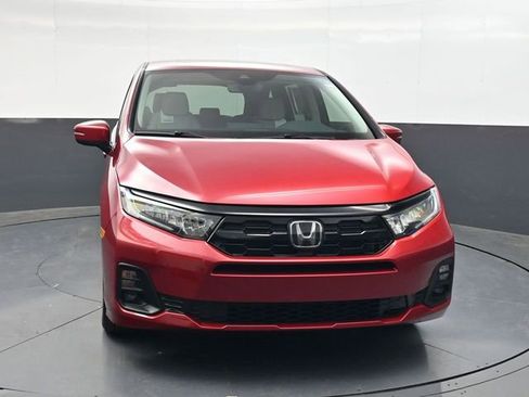 New 2026 Honda Odyssey Touring image 9