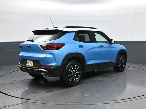Certified 2025 Chevrolet TrailBlazer ACTIV w/ Driver Confidence Package image 5