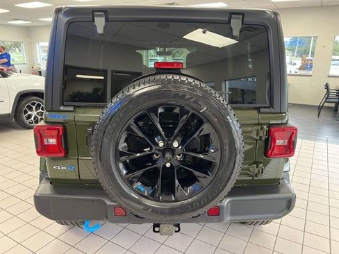 Certified 2023 Jeep Wrangler Unlimited Sahara w/ Cold Weather Group image 5