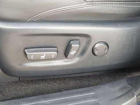 Used 2021 Toyota 4Runner SR5 Premium w/ Moonroof Package image 16