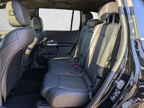 Certified 2025 Mercedes-Benz GLB 250 image 16