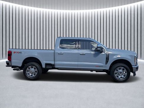 New 2026 Ford F250 King Ranch w/ Chrome Package AWD/4WD image 2
