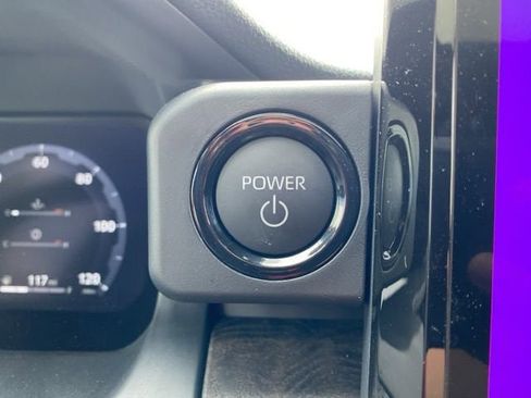 New 2026 Toyota Tacoma Limited AWD/4WD image 9