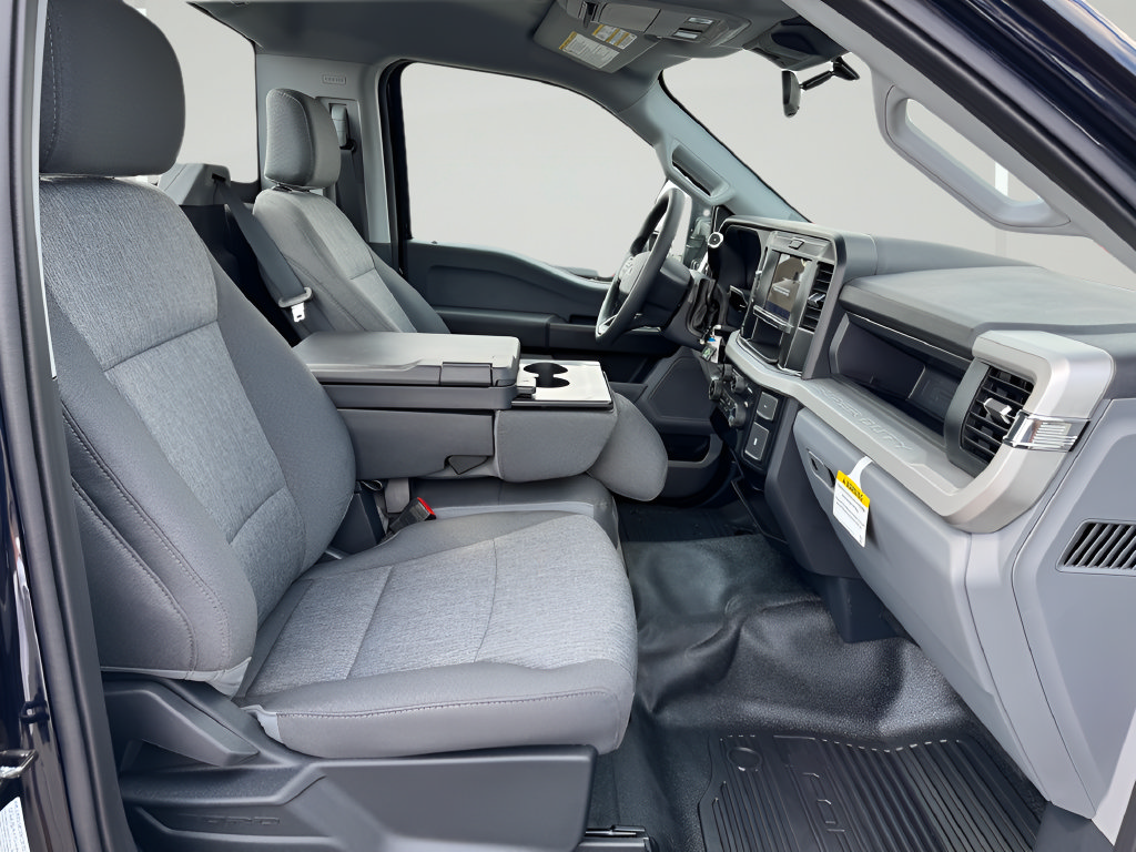 Used 2025 Ford F350 XL w/ 360-Degree Camera Package RWD image 25