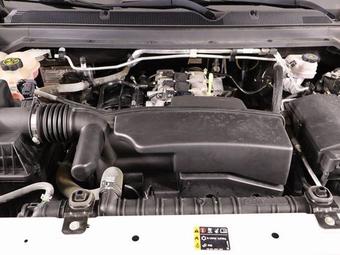 Used 2022 Chevrolet Colorado LT w/ Fleet Safety Package image 18