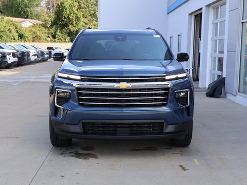 New 2026 Chevrolet Traverse LT w/ Driver Confidence Package image 5