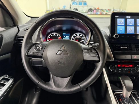 Used 2023 Mitsubishi Eclipse Cross SE image 53