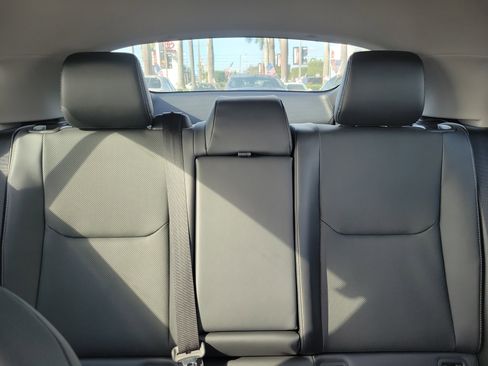 Used 2024 Toyota Prius XLE image 20