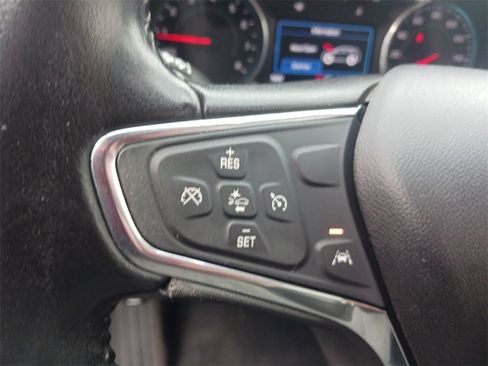 Used 2020 Chevrolet Equinox LT image 31