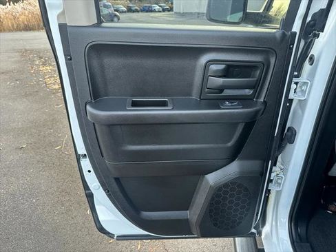 Certified 2019 RAM 1500 Express image 19