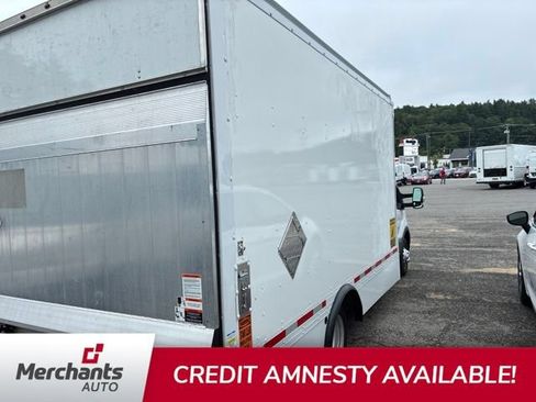 Used 2022 Ford Transit 350 RWD image 7