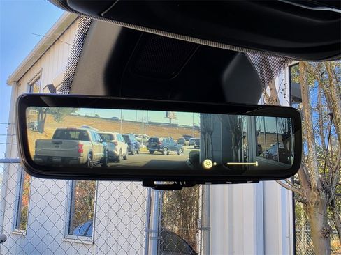 Used 2023 Jeep Grand Cherokee 4WD 4xe w/ Luxury Tech Group II image 17