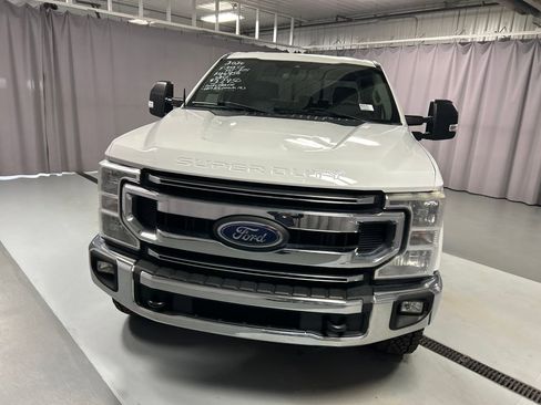 Used 2020 Ford F350 XLT w/ FX4 Off-Road Package AWD/4WD image 2