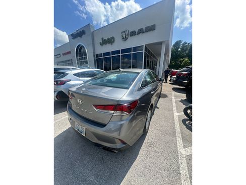 Used 2019 Hyundai Sonata SE FWD image 5