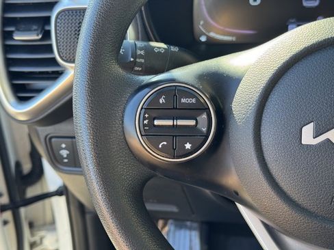 Certified 2023 Kia Soul LX image 25