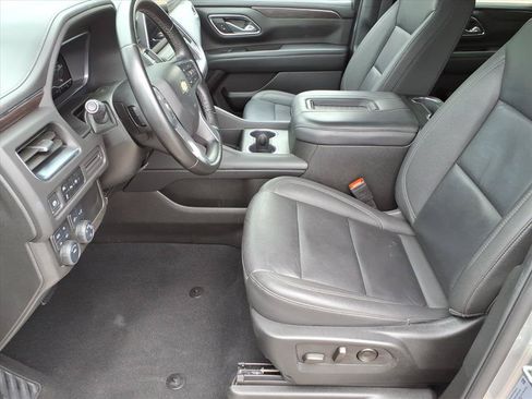 Used 2024 Chevrolet Tahoe LT AWD/4WD image 12