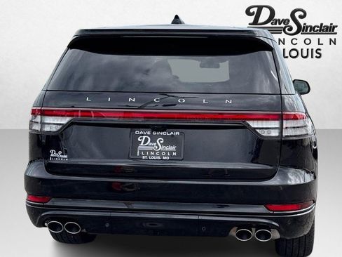 New 2025 Lincoln Aviator AWD w/ Jet Appearance Package image 6