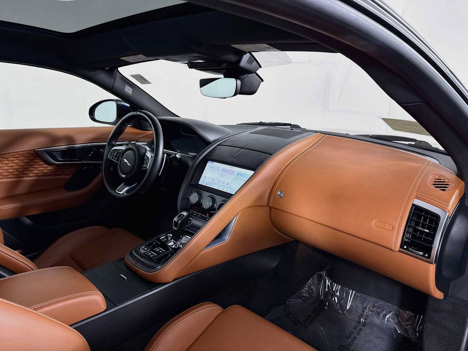 Used 2023 Jaguar F-TYPE R-Dynamic AWD/4WD image 23
