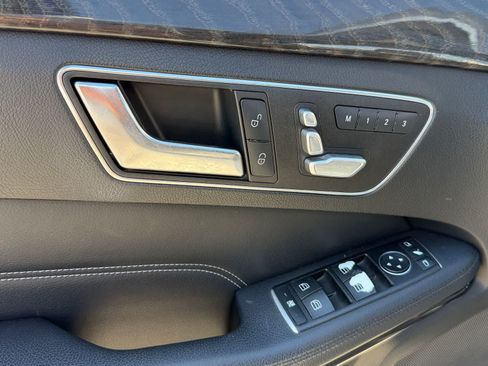 Used 2016 Mercedes-Benz E 350 Sedan image 13