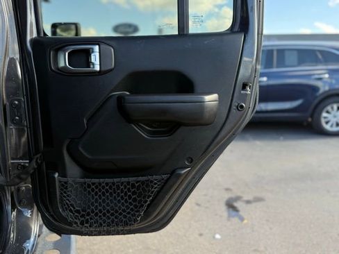 Used 2020 Jeep Wrangler Unlimited Rubicon image 22