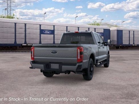 New 2026 Ford F250 Lariat w/ Black Appearance Package AWD/4WD image 9