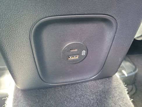 Used 2022 Ford Escape SEL w/ Technology Package FWD image 12