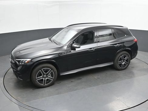 Used 2024 Mercedes-Benz GLC 300 4MATIC image 33