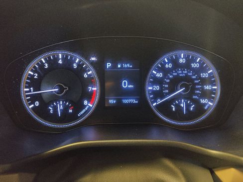Used 2020 Hyundai Santa Fe SE FWD image 23