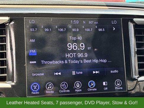 Used 2017 Chrysler Pacifica Touring-L FWD image 33