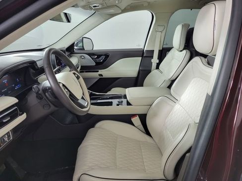 Used 2022 Lincoln Aviator Black Label Grand Touring AWD/4WD image 13