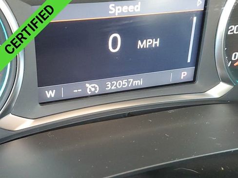 Certified 2023 Chevrolet Traverse LT FWD image 13