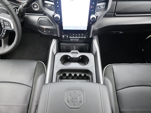 New 2026 RAM 2500 Laramie w/ Night Edition image 32