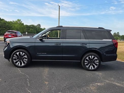 New 2026 Ford Expedition Platinum AWD/4WD image 4