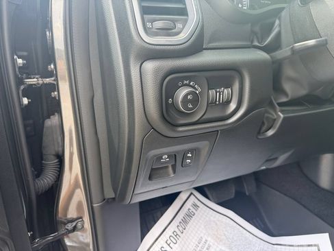 Used 2025 RAM 1500 Big Horn AWD/4WD image 19