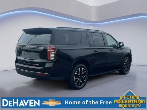 Used 2022 Chevrolet Suburban RST w/ Luxury Package AWD/4WD image 5