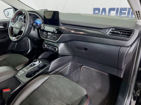 Used 2022 Ford Escape SEL w/ SEL Stealth AWD Package image 35