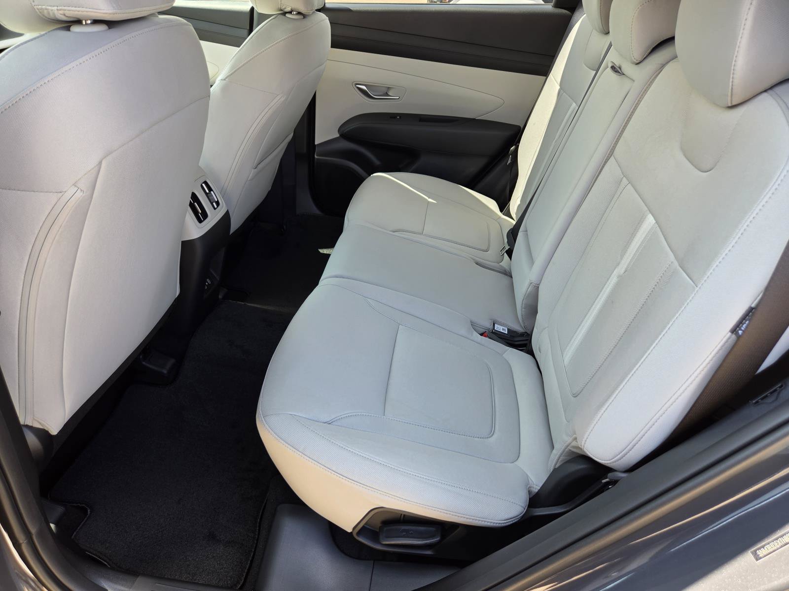 New 2026 Hyundai Tucson SEL FWD image 11