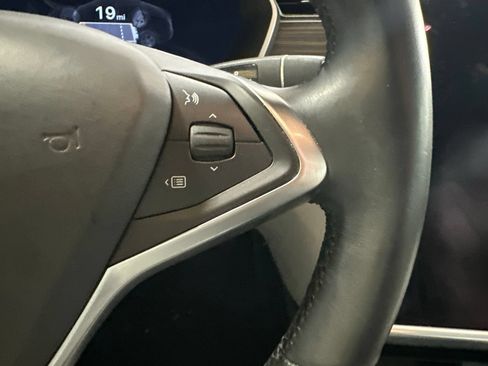 Used 2015 Tesla Model S AWD image 22