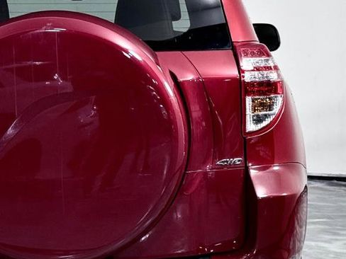 Used 2012 Toyota RAV4 Base I4 4WD w/ Value Pkg image 14