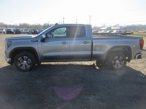 New 2026 GMC Sierra 1500 SLE RWD image 9