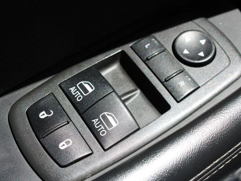Used 2022 Dodge Challenger GT RWD image 14