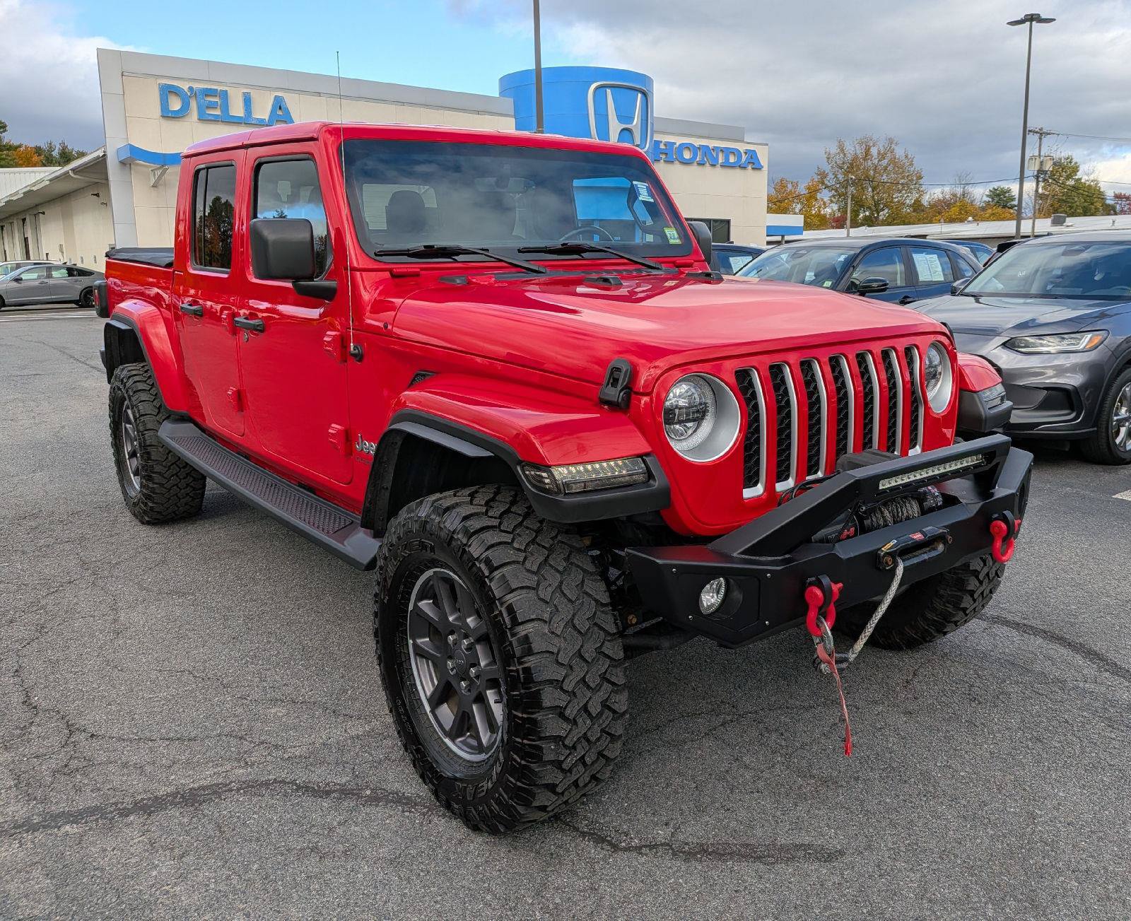 Used 2022 Jeep Gladiator Overland w/ Popular Equipment Package AWD/4WD image 3