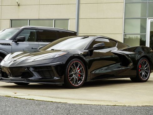 Used 2023 Chevrolet Corvette Stingray Preferred Cpe w/ 2LT RWD image 8