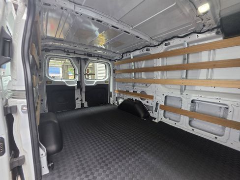 Used 2025 Ford Transit 250 Low Roof w/ Exterior Upgrade Package RWD image 16