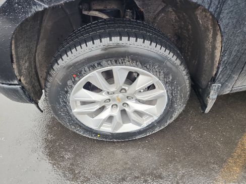 Used 2023 Chevrolet Silverado 1500 Custom image 31