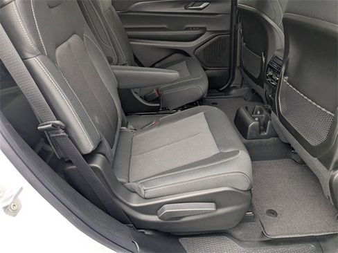 New 2025 Jeep Grand Cherokee L Laredo image 29